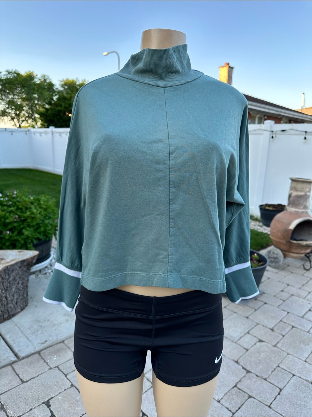 Z By Zella Sport mid arm length Top Size M